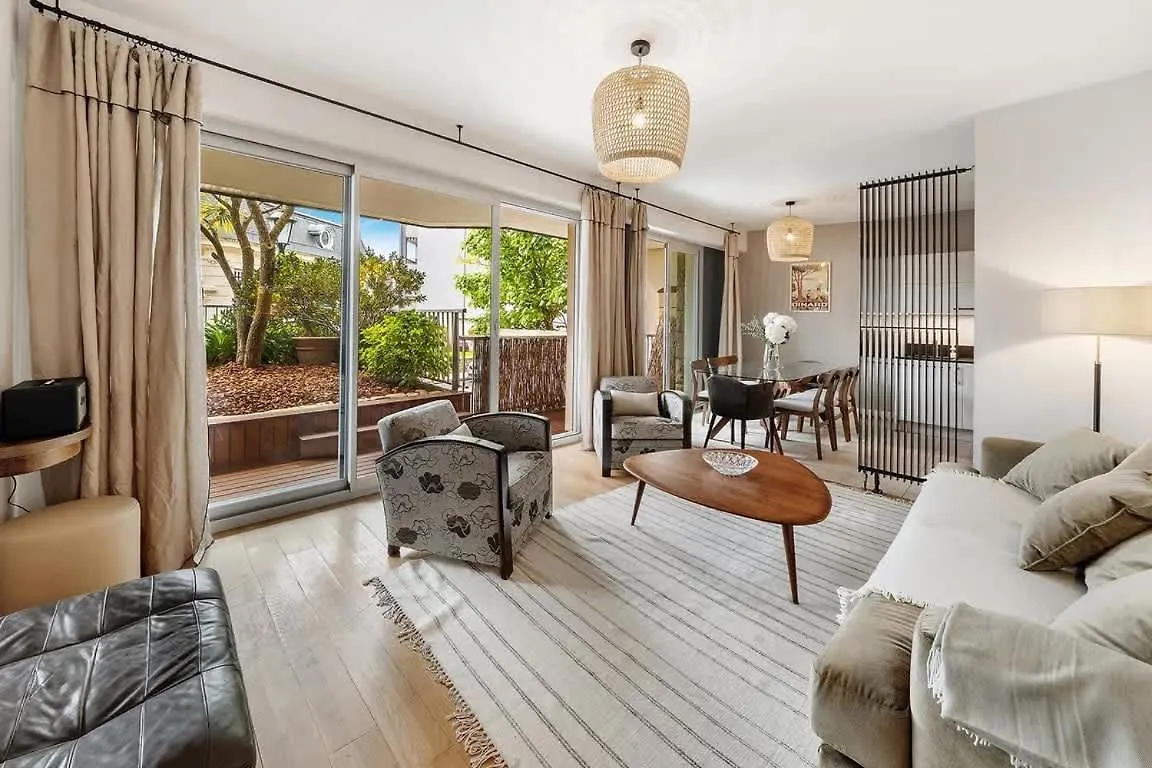 Clemenceau - Centre Dinard - Terrasse/Plage 50M 0*,  Francie